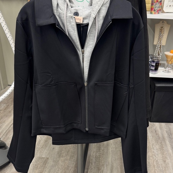 Lola & Sophie Jackets & Blazers - Hoodie x blazer